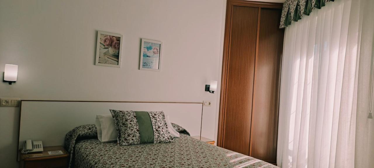 Hotel Grove О-Грове Екстер'єр фото
