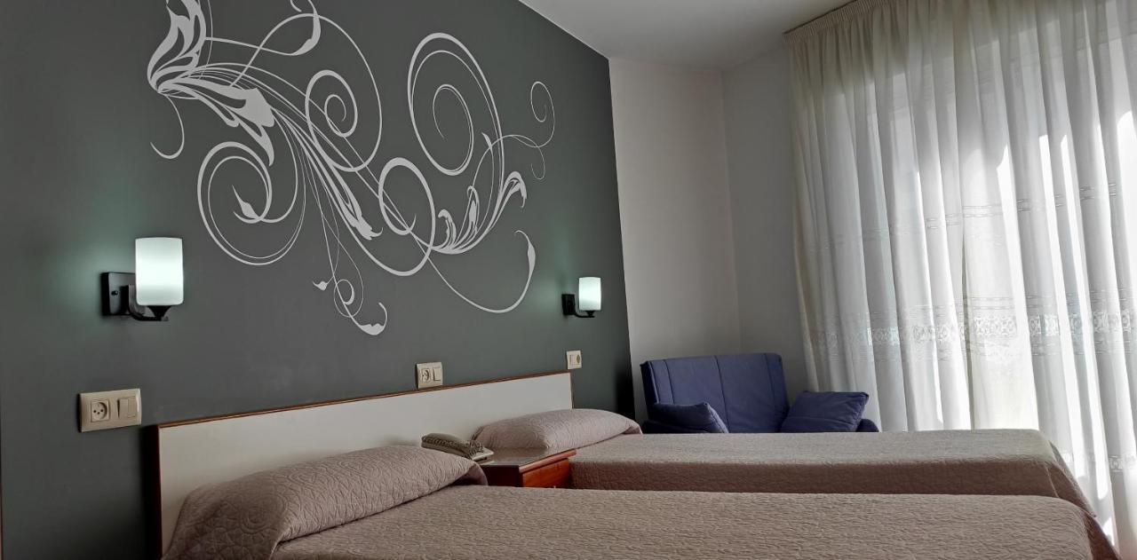 Hotel Grove О-Грове Екстер'єр фото